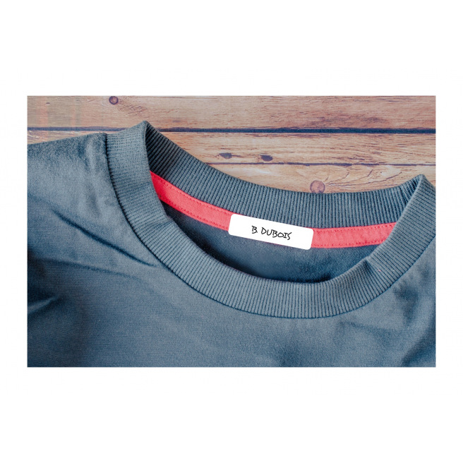 Avery labels voor KLEDING - 4,5 x 1,3 cm - doosje van 36 Avery labels voor KLEDING - 4,5 x 1,3 cm - doosje van 36