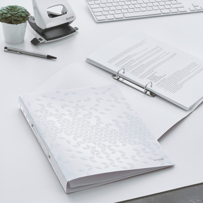 2-ringsmap van flexibel plastic Leitz WOW A4 - rug 3,2 cm 2-ringsmap van flexibel plastic Leitz WOW A4 - rug 3,2 cm