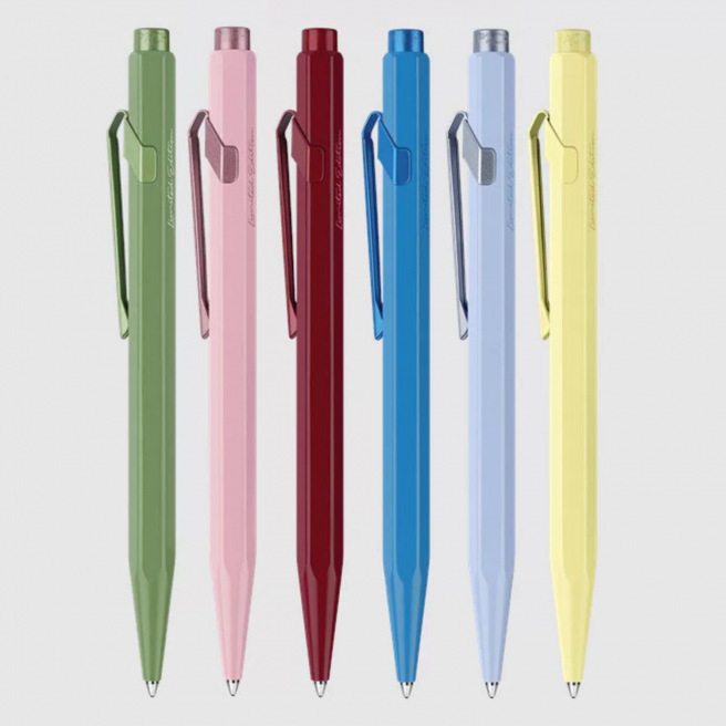 Carand'Ache stylo bille 849 vert pointe moyenne