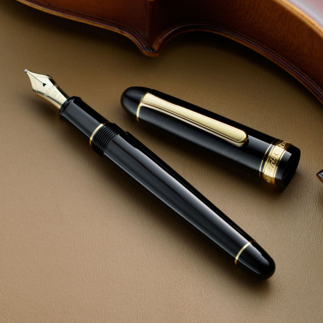 Platinum CENTURY 3776 Pen