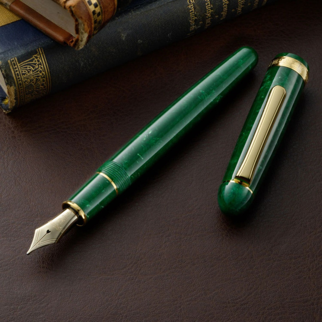 Platinum CENTURY 3776 Celluloid Pen