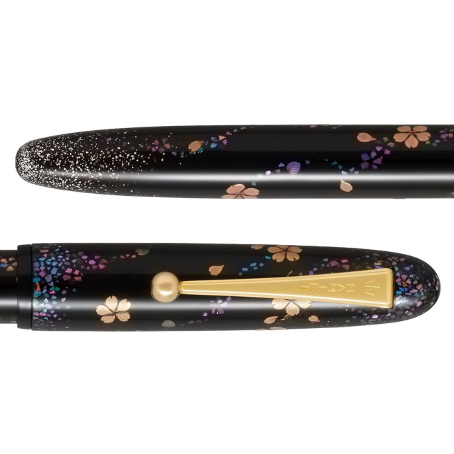 Namiki YUKARI Namiki YUKARI