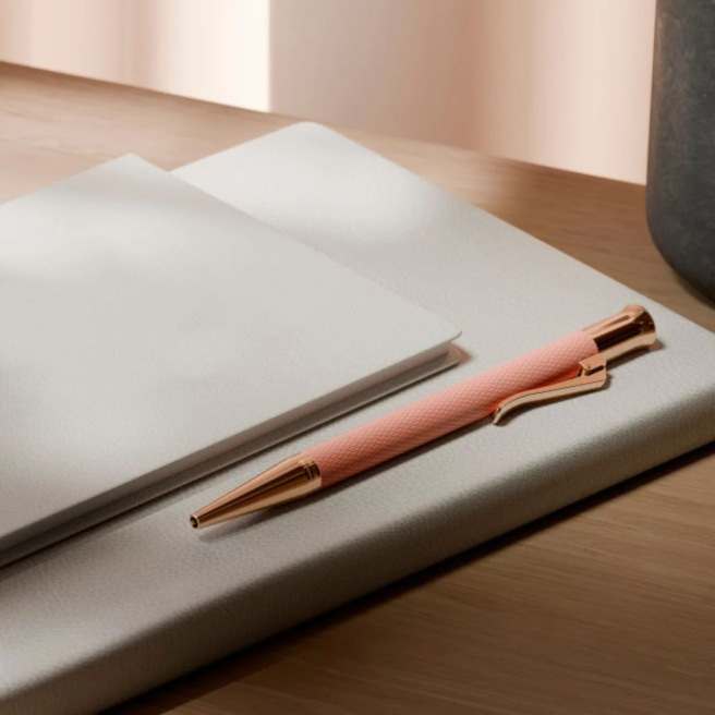 Graf von Faber-Castell GUILLOCHÉ Graf von Faber-Castell GUILLOCHÉ