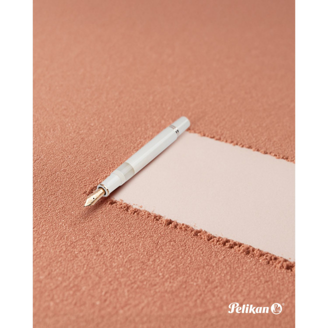 Stylo Pelikan SOUVERAN 600 WHITE & ROSE GOLD - édition spéciale