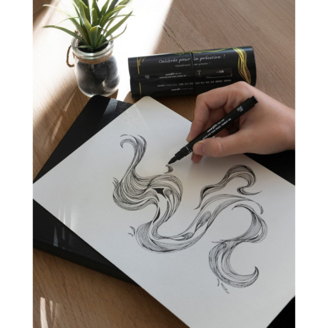 Coffret cadeau de feutres calibrés Uni-ball PIN