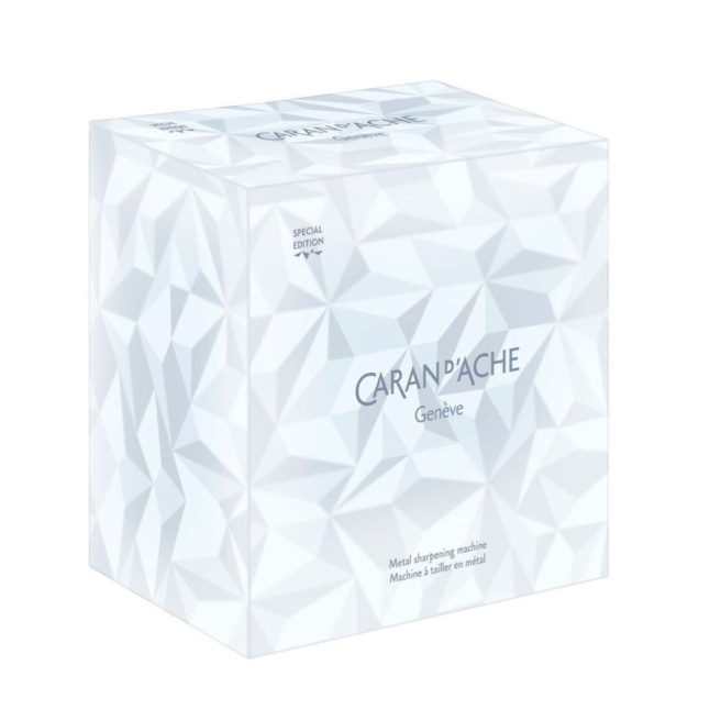 Taille-crayon à MANIVELLE Caran d'ache - métal - édition spéciale ALPINE FROST