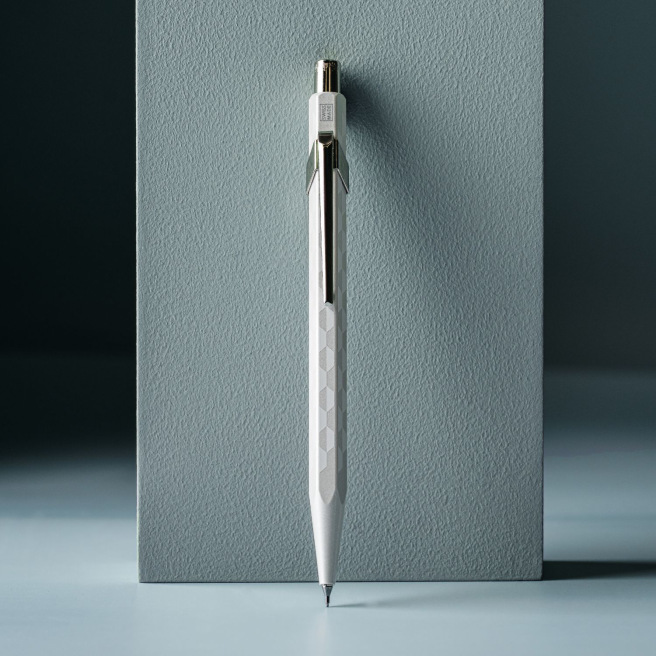 Stylo Caran d'Ache Collection 849 - édition spéciale ALPINE FROST