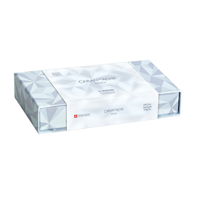 Stylo-bille Caran d'Ache ECRIDOR - édition spéciale ALPINE FROST avec étui en cuir